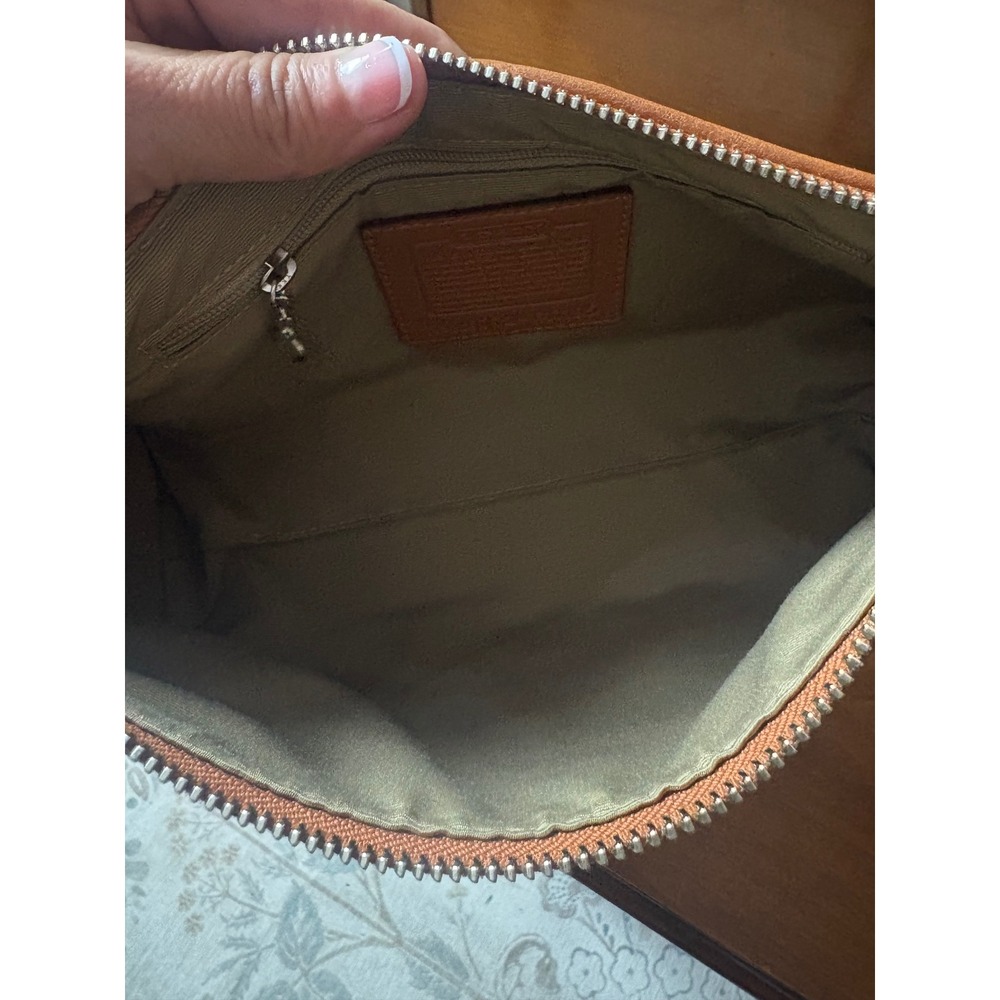 Coach Hampton Baguette Leather Shoulder Bag Cream Brown Y2K EUC - Picture 4 of 8